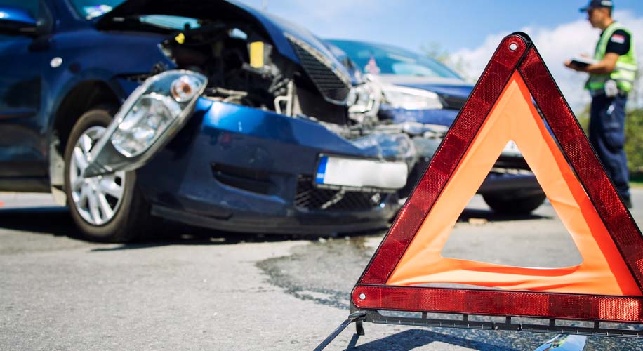 Acidente de trânsito com carro - Lima Advocacia